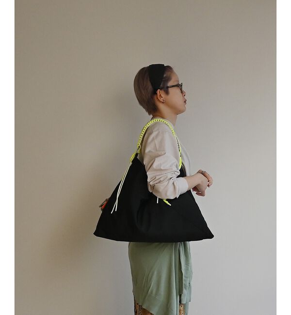 ABAHOUSE「【cheek/チーク】ネオンハンドルトライアングルショルダー/C26002/ショ」|ショルダー・メッセンジャー|