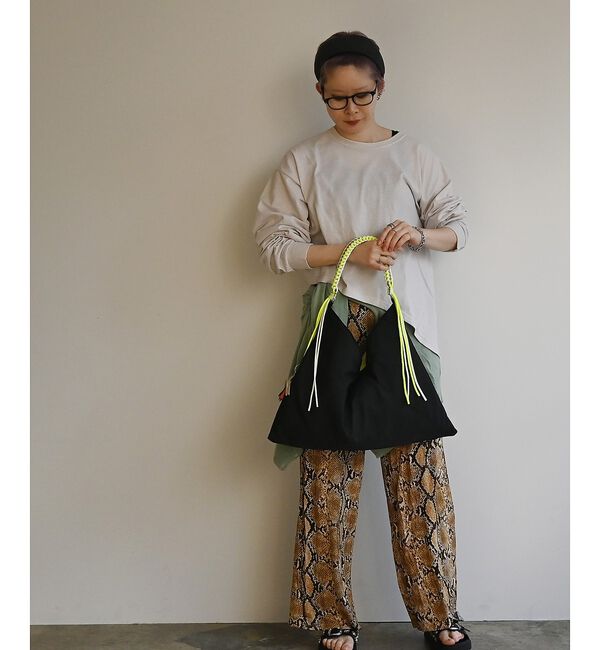 ABAHOUSE「【cheek/チーク】ネオンハンドルトライアングルショルダー/C26002/ショ」|ショルダー・メッセンジャー|