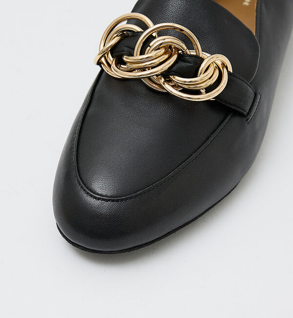 AU BANNISTER「【&ldquo;めめの暮らし&rdquo;さんご紹介】チェーンモチーフローファー」|ローファー|