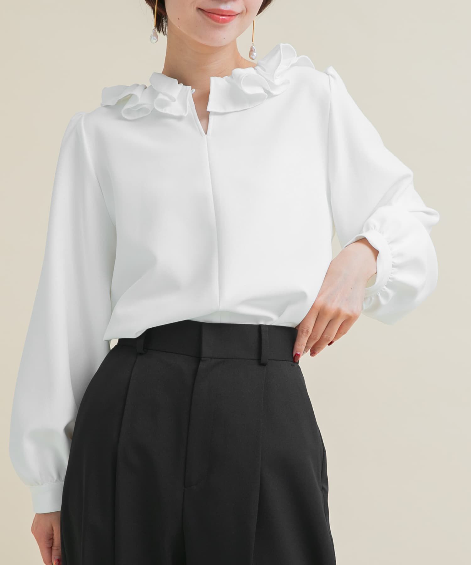 URBAN RESEARCH ROSSO「『WEB限定』コサージュカラー2WAYブラウス」|シャツ・ブラウス|