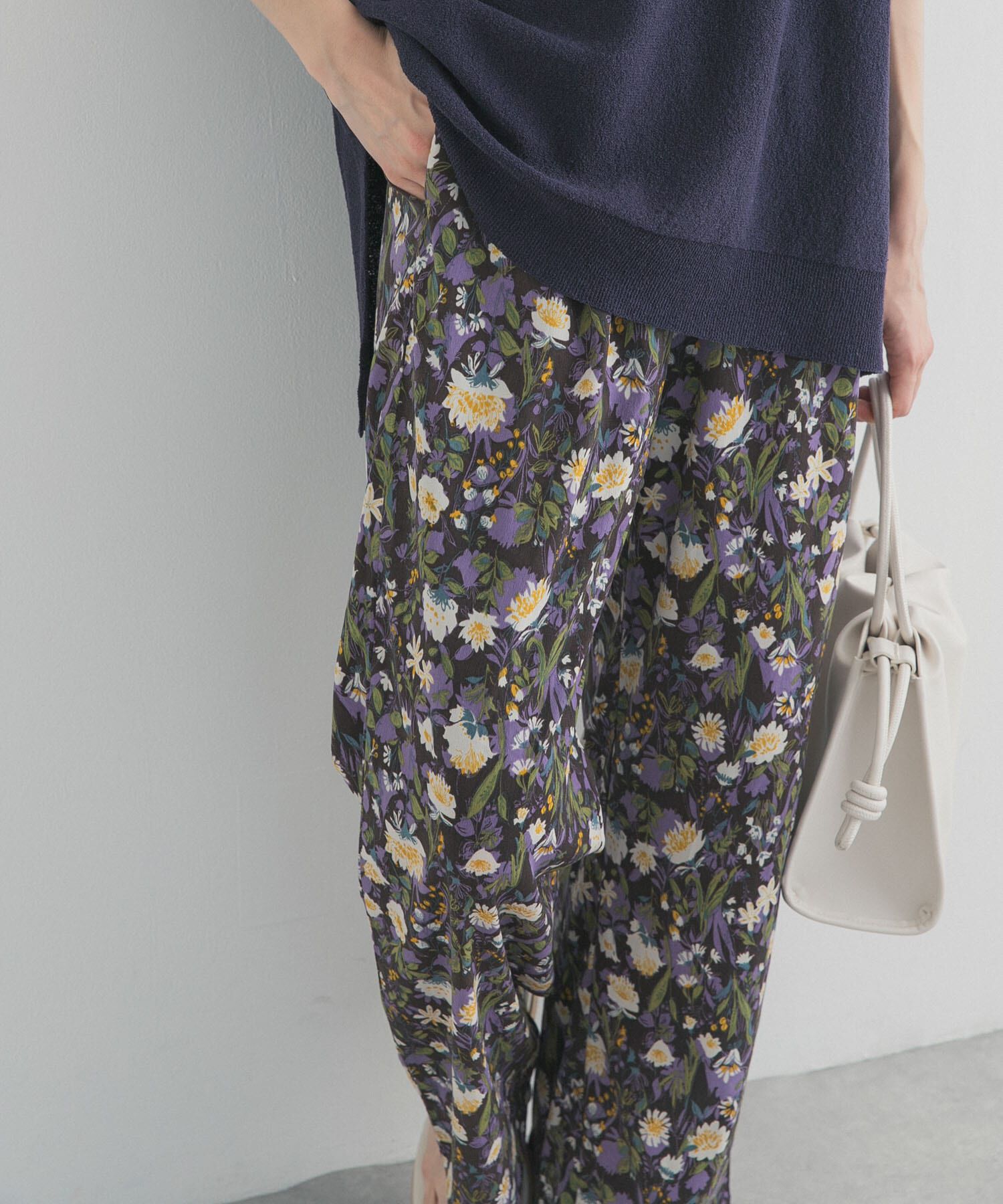 URBAN RESEARCH DOORS「『WEB/一部店舗限定カラー』フラワープリントイージーパンツ」|その他|