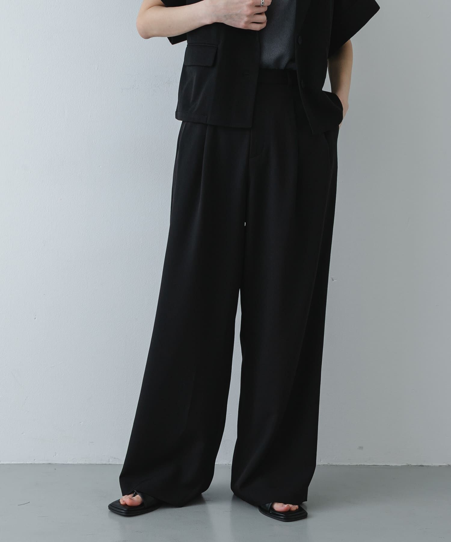 SENSE OF PLACE by URBAN RESEARCH「『イージーケア/速乾/UVカット/接触冷感』ツータックルーズスラックス」|その他|