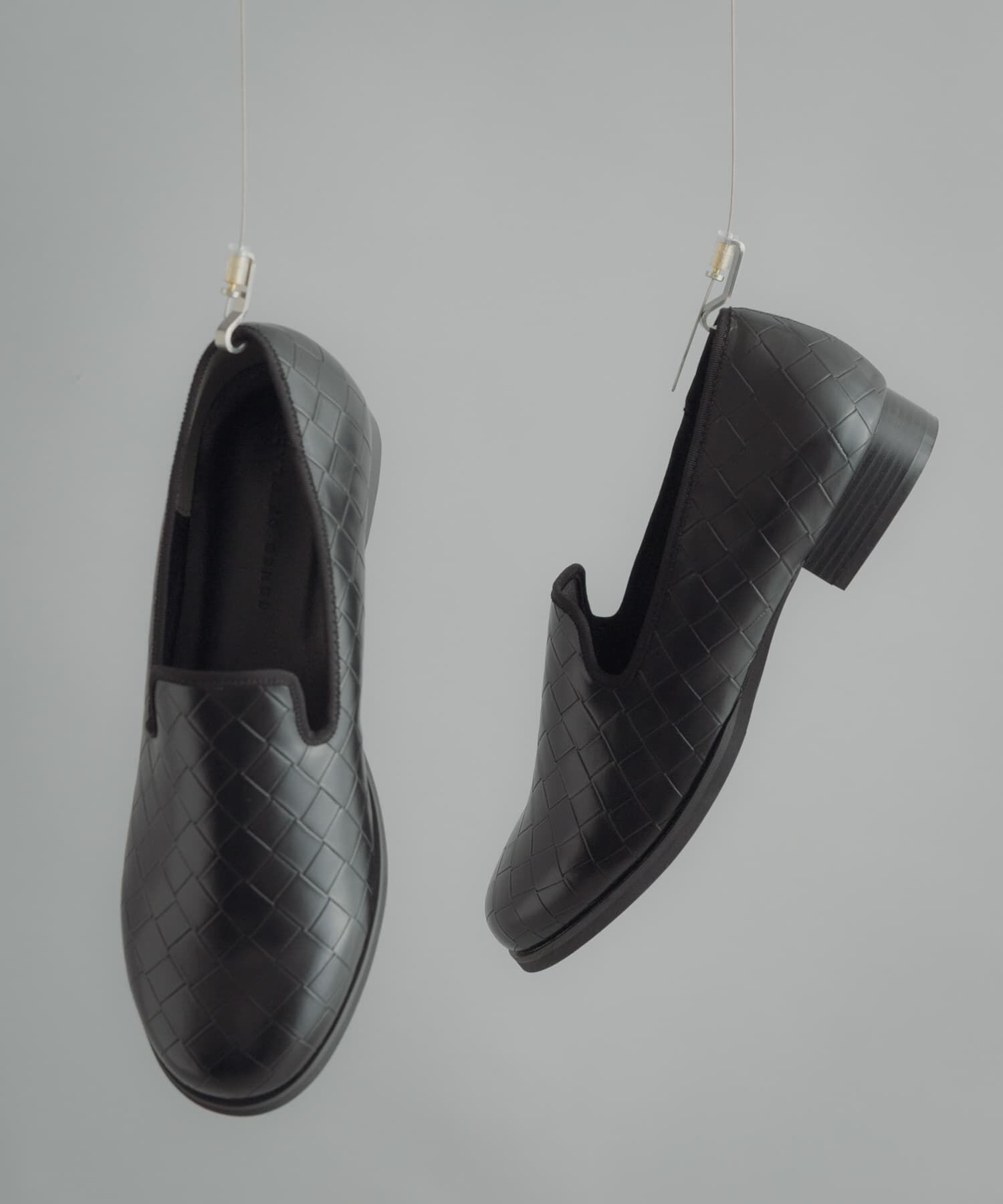 SENSE OF PLACE by URBAN RESEARCH「メッシュエンボススリッポンシューズ」|スリッポン|