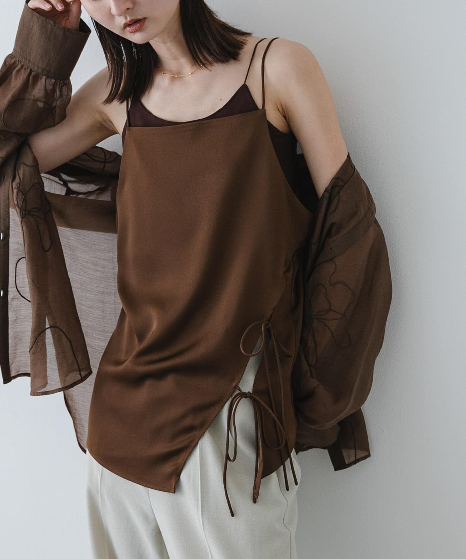 SENSE OF PLACE by URBAN RESEARCH「アシメリボンキャミソール」|キャミソール|ブラウン