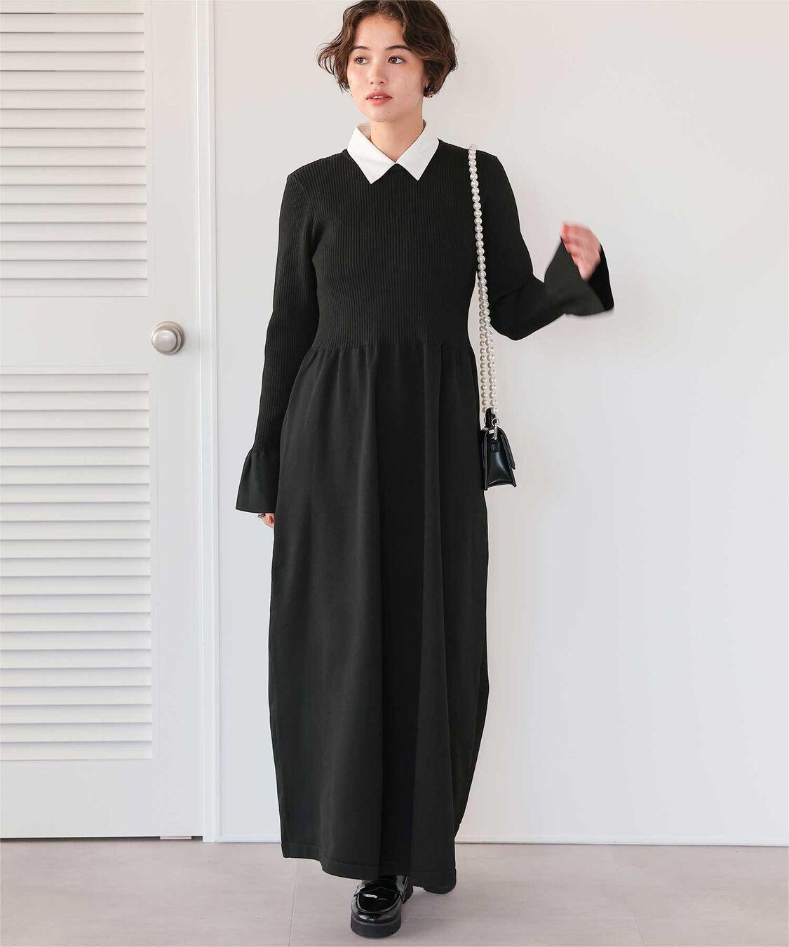 titivate「襟付きボリュームスカートニットワンピース」|ワンピース|無地/ブラック