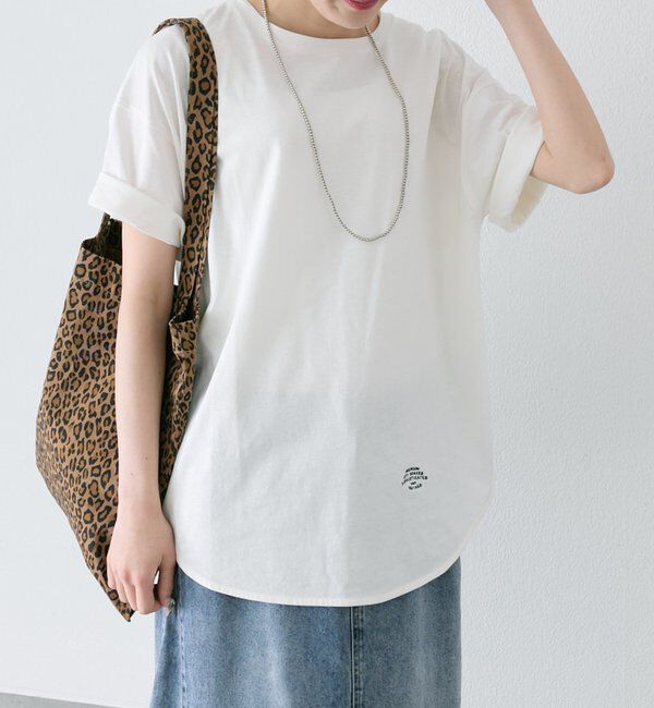  「【汗ジミ防止加工】ワンポイントロゴ刺繍Tシャツ」|Tシャツ・カットソー|オフホワイト