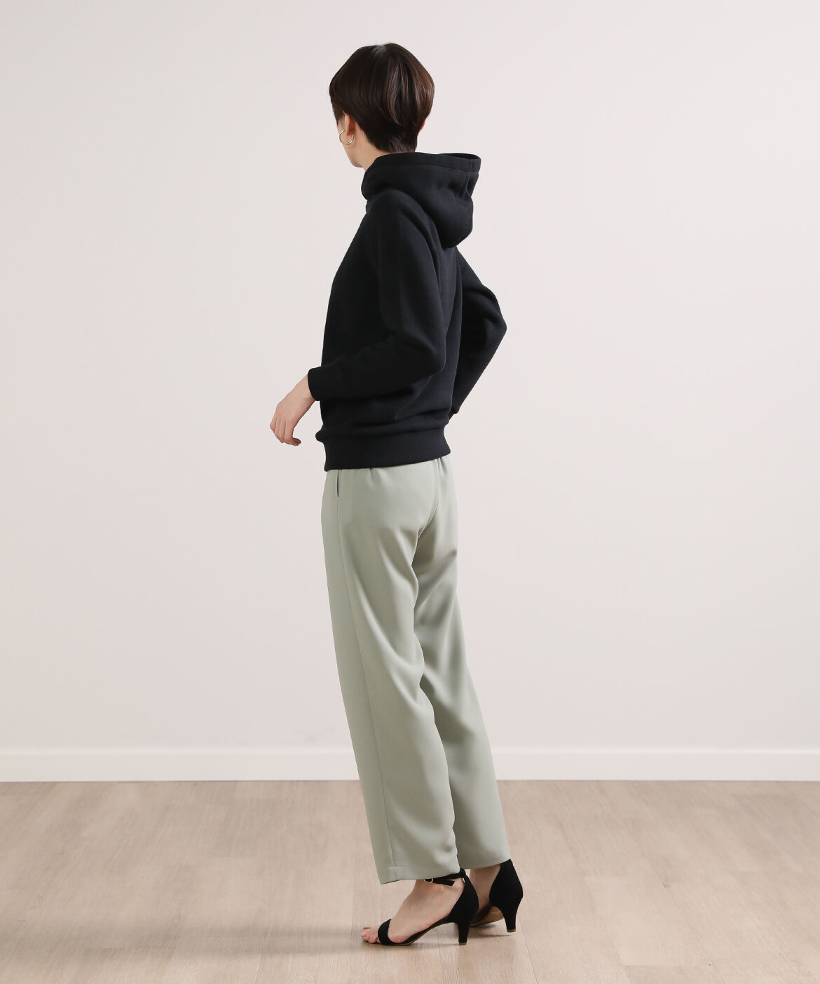 DAY by DAY it&rsquo;s international「プルオーバーパーカー《吊り裏毛》」|パーカー|