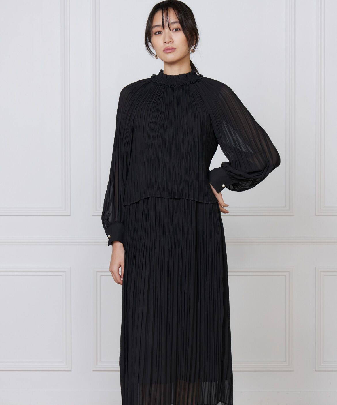 ef-de Black「シフォンプリーツワンピース」|ワンピース|ブラック
