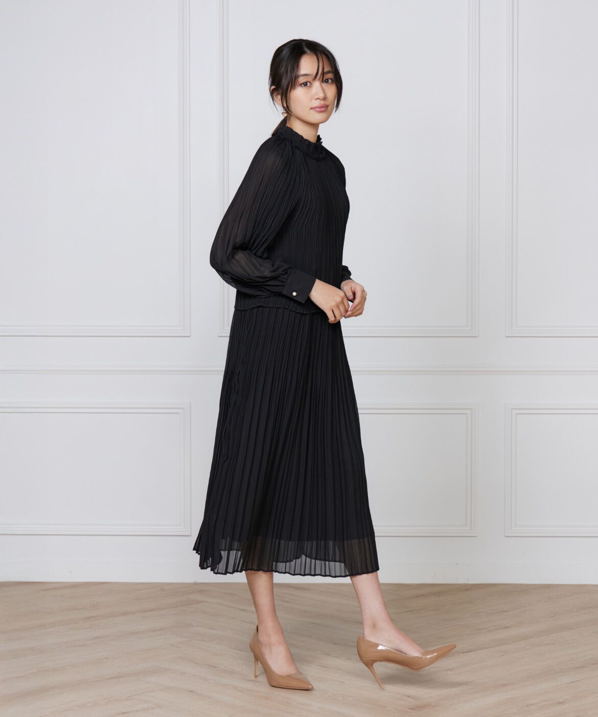 ef-de Black「シフォンプリーツワンピース」|ワンピース|