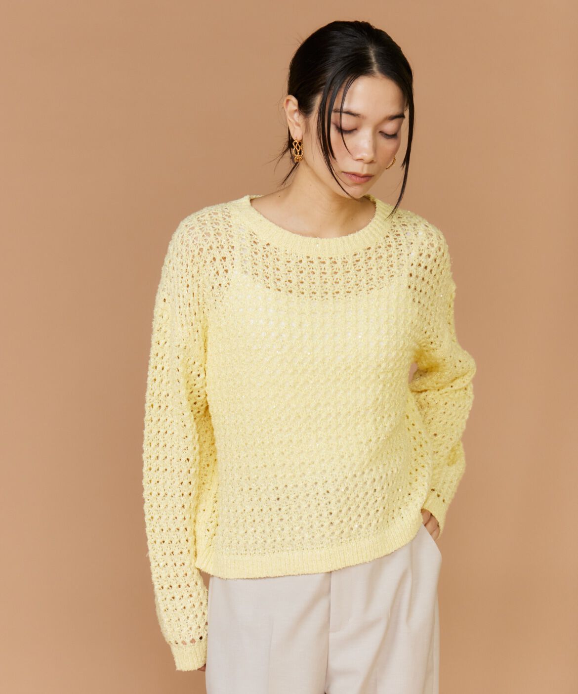 INED「《大きいサイズ》スパンコールニット」|ニット・セーター|イエロー