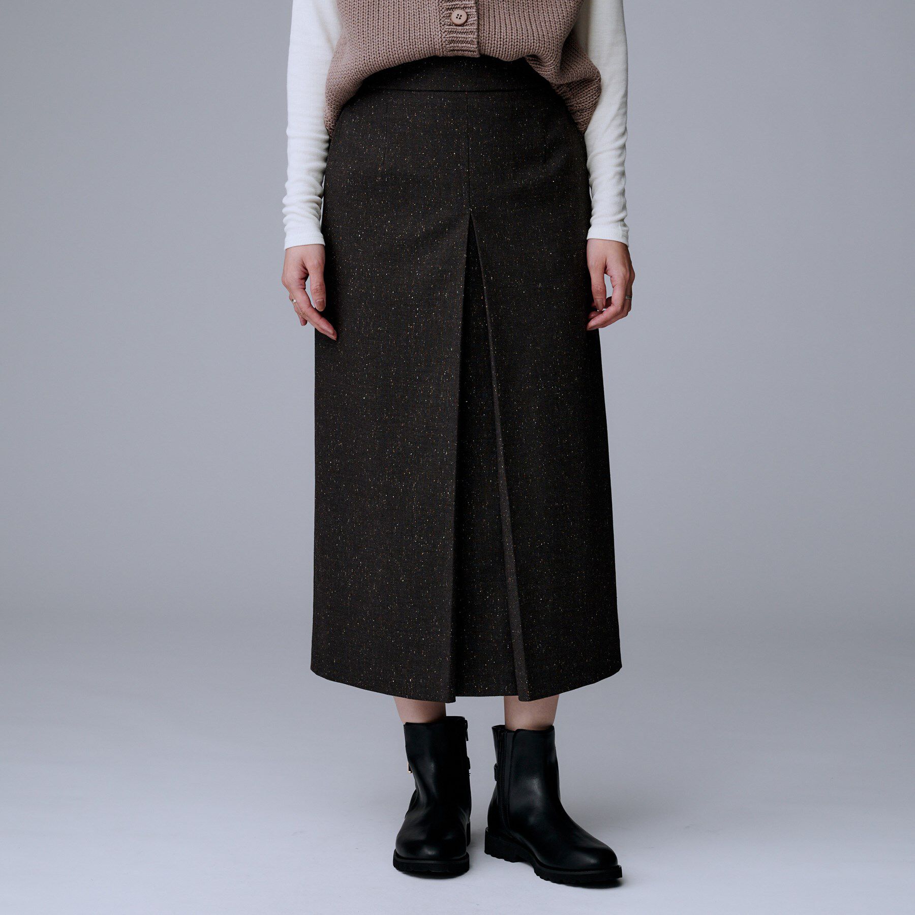 UNTITLED「【ウエスト後ろゴム/シーズンレス】シルクネップツイード ナロースカート」|スカート|