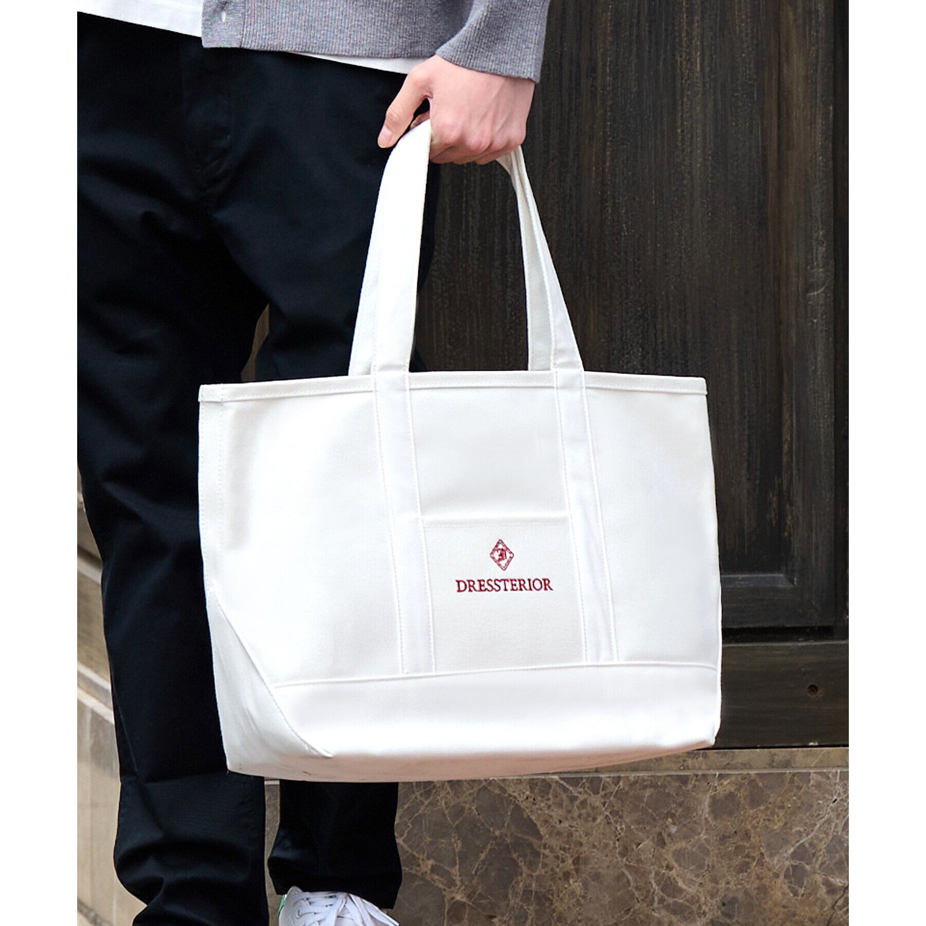 DRESSTERIOR「【CLASSY.5月号掲載】ドレステリア キャンバストートバッグ（M）」|トートバッグ|ﾎﾜｲﾄ(001)