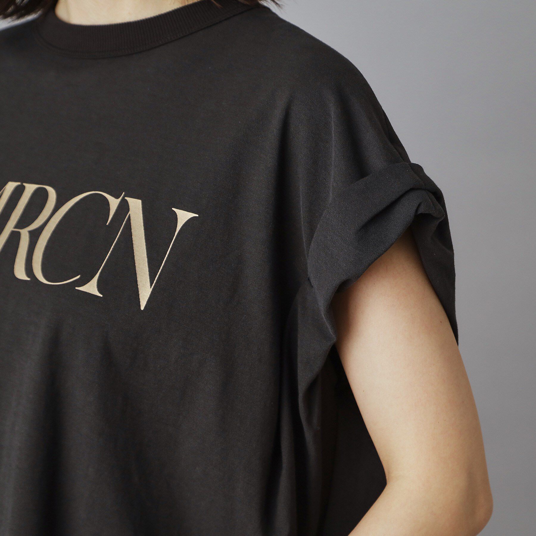 DRESSTERIOR「AMERICANA（アメリカーナ）ロールアップTシャツ」|Tシャツ・カットソー|