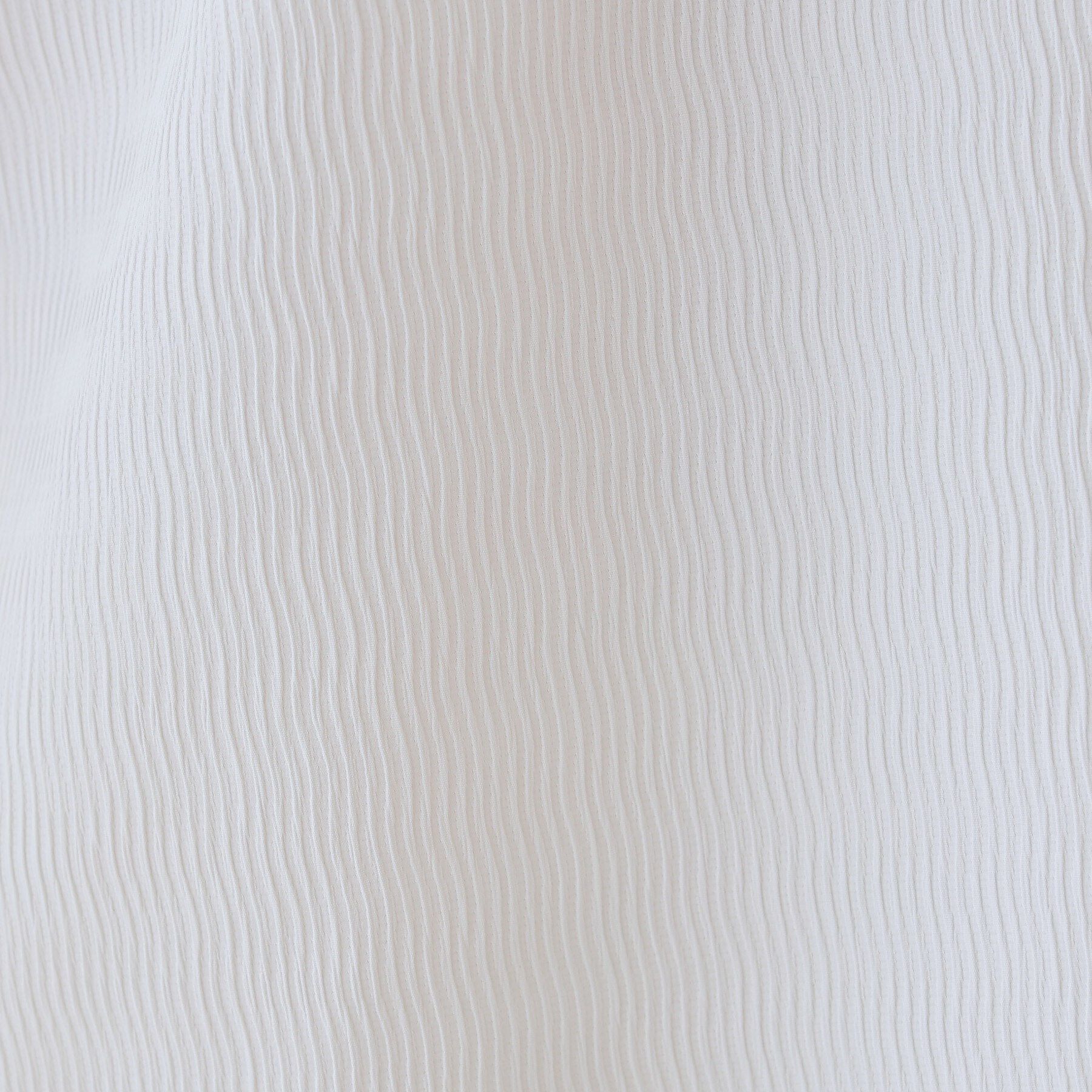 INDIVI「【洗える／凹凸素材】シンプルVネックブラウス」|シャツ・ブラウス|