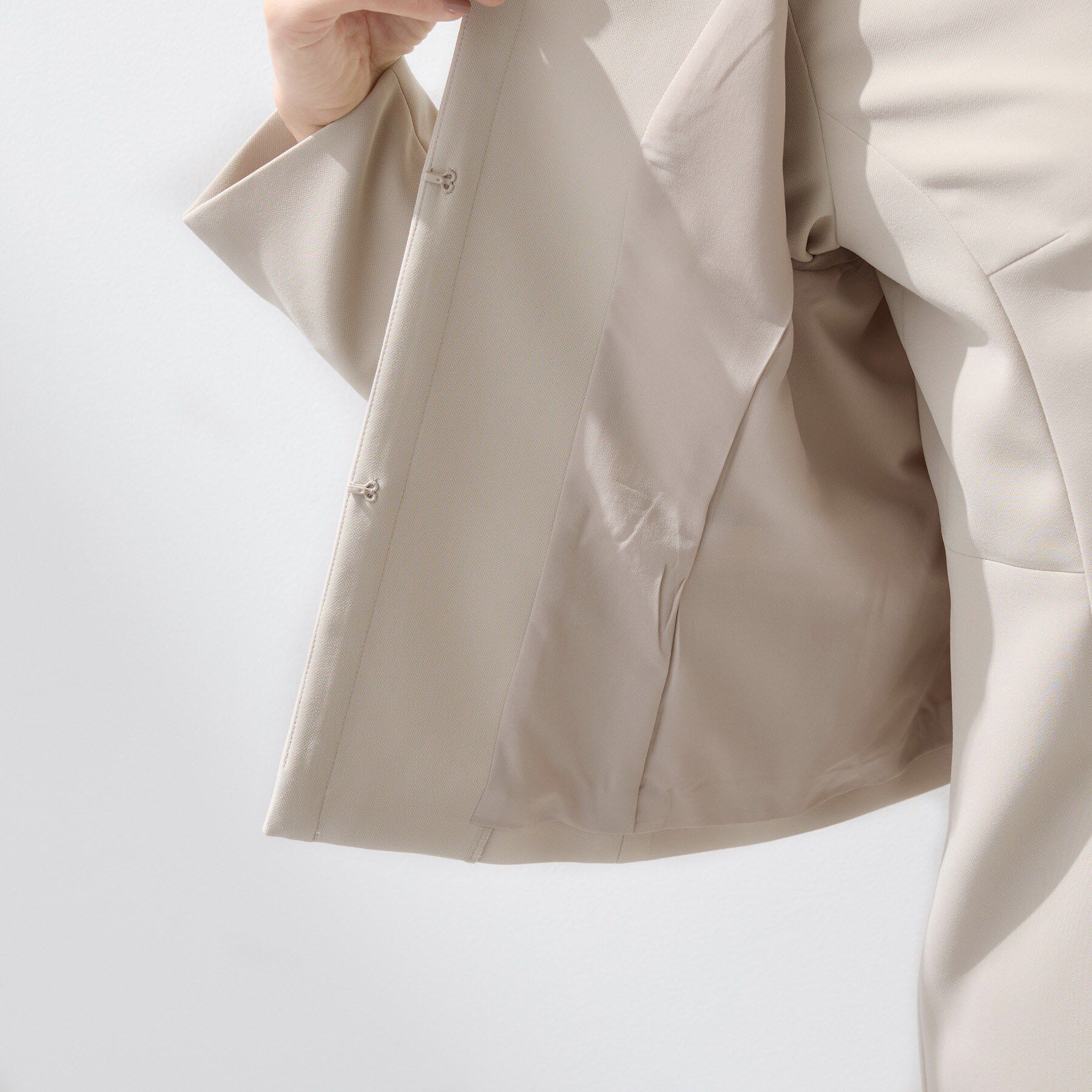 INDIVI「【上品光沢／セレモニー／SETUP可能】切り替えデザインジャケット」|ノーカラージャケット|
