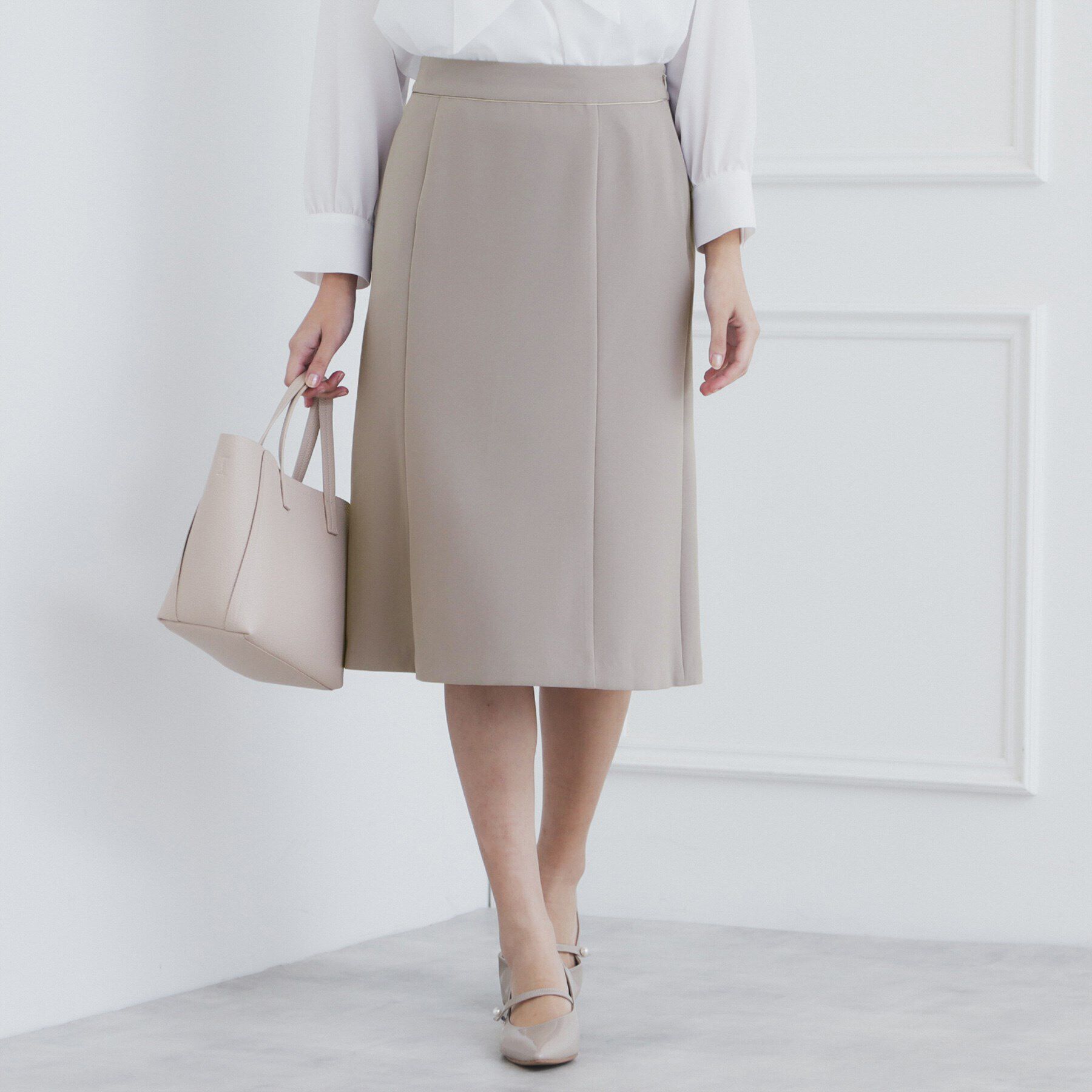 index「《通勤/セットアップ対応》多機能ストレッチフレアスカート【洗濯機洗い可/防シワ/抗ピル】」|スカート|グレー(012)