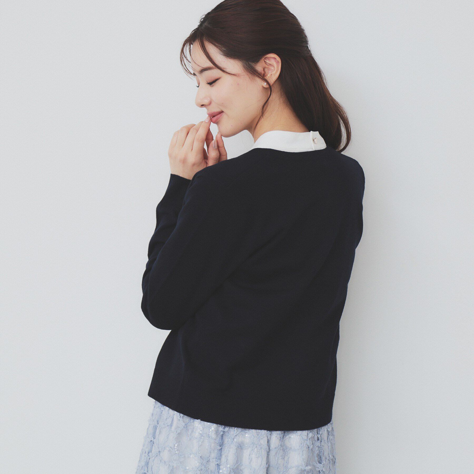 index「《5color》ポケットデザイン付きクルーネックカーディガン【洗濯機洗い可】」|カーディガン|