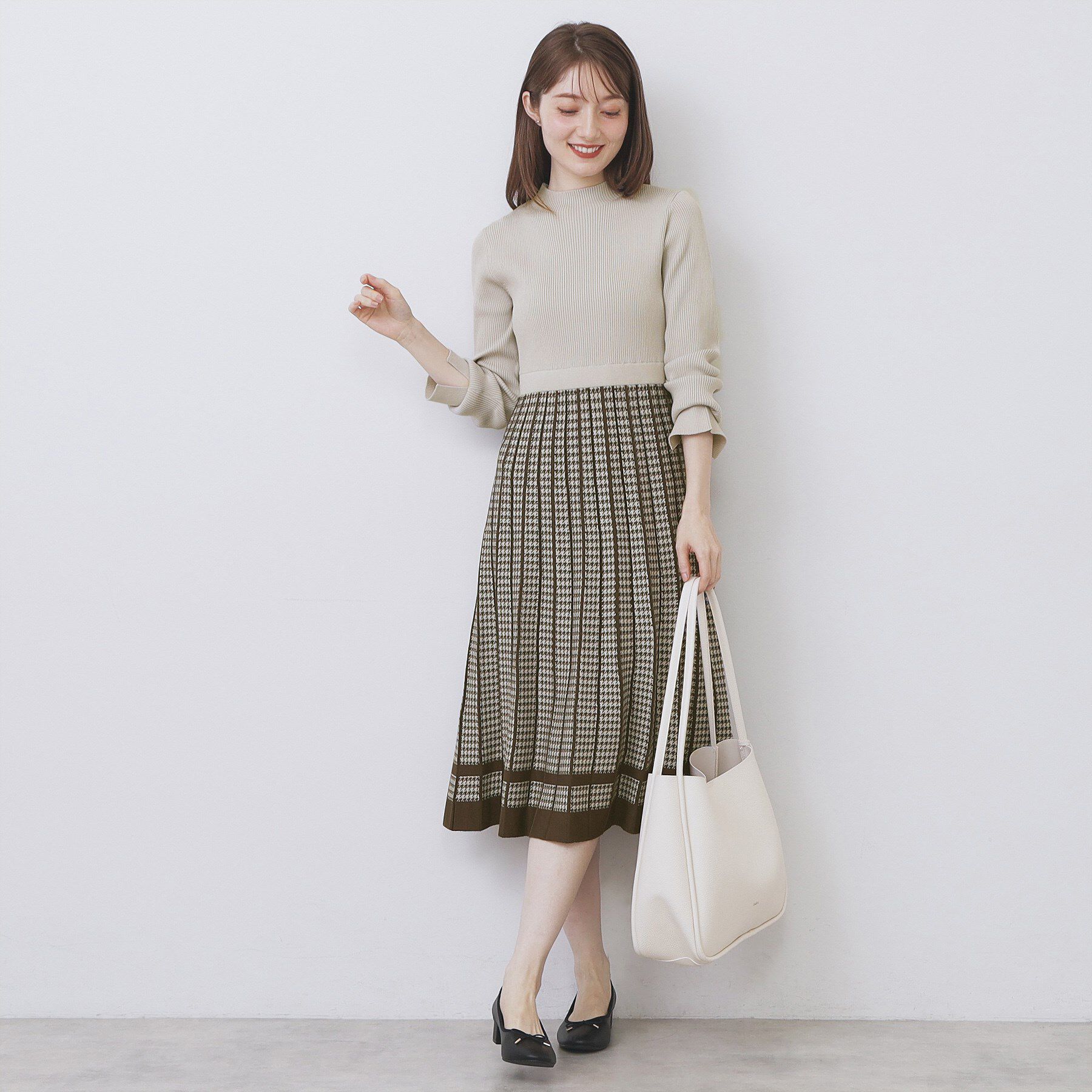 index「千鳥チェックバイカラーニットワンピース【洗濯機OK/抗ピル】」|ワンピース|