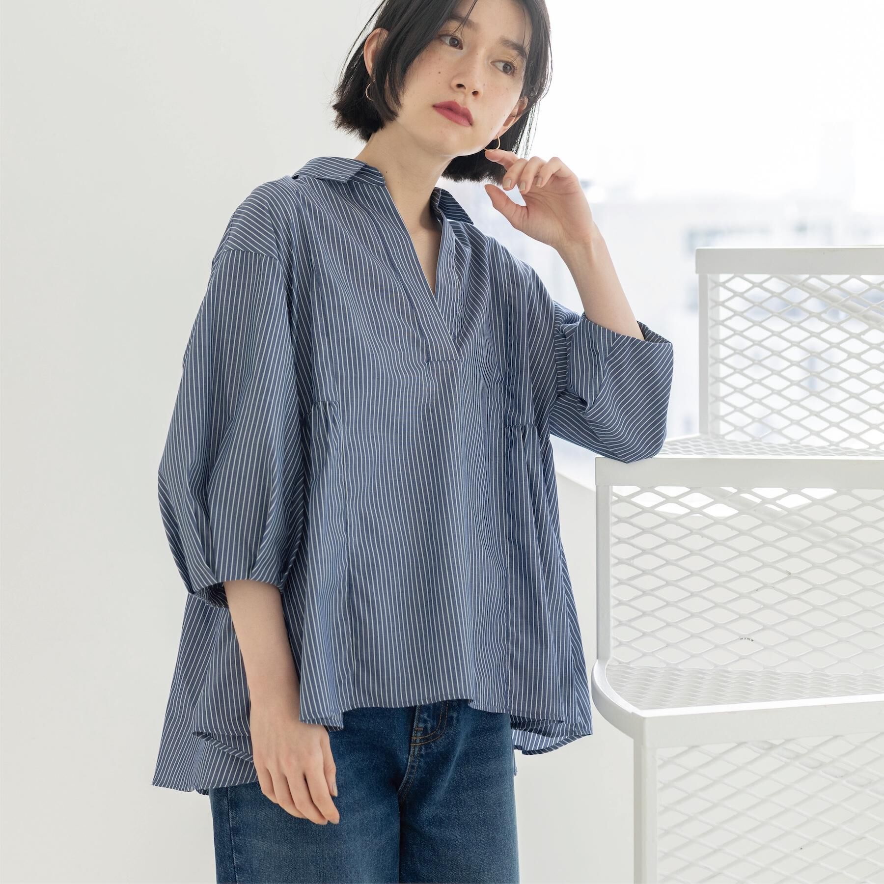 OPAQUE.CLIP「スキッパーペプラムブラウス【洗濯機OK】」|シャツ・ブラウス|ネイビー(394)