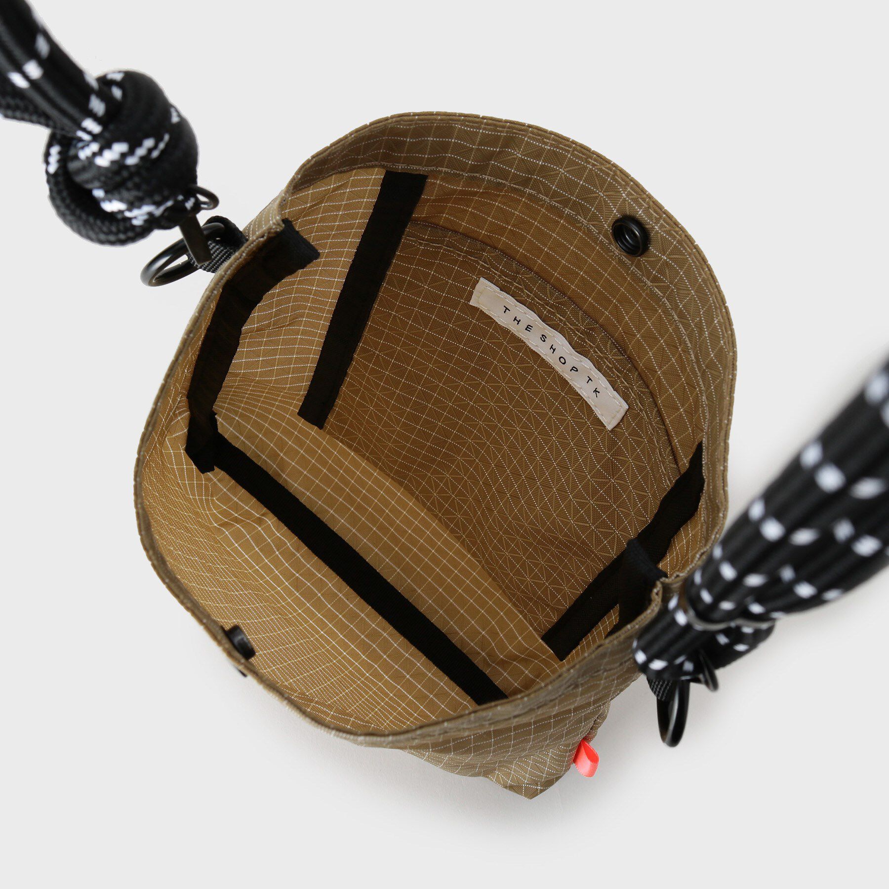 THE SHOP TK「ナイロンスクエアサコッシュ 【ユニセックス／軽量】」|ショルダー・メッセンジャー|