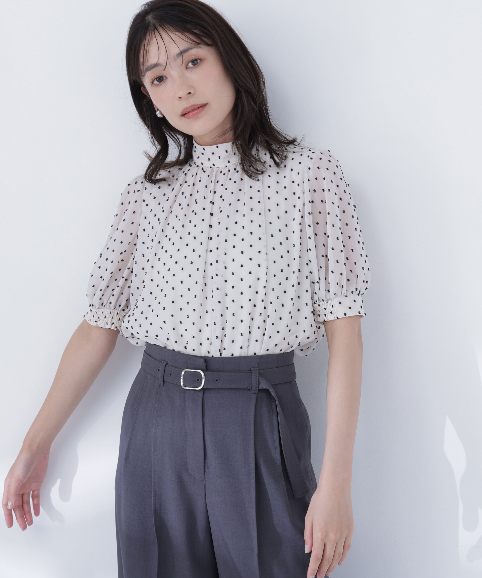  「カットドビーハイネックブラウス」|シャツ・ブラウス|オフ&times;ブラッ  2