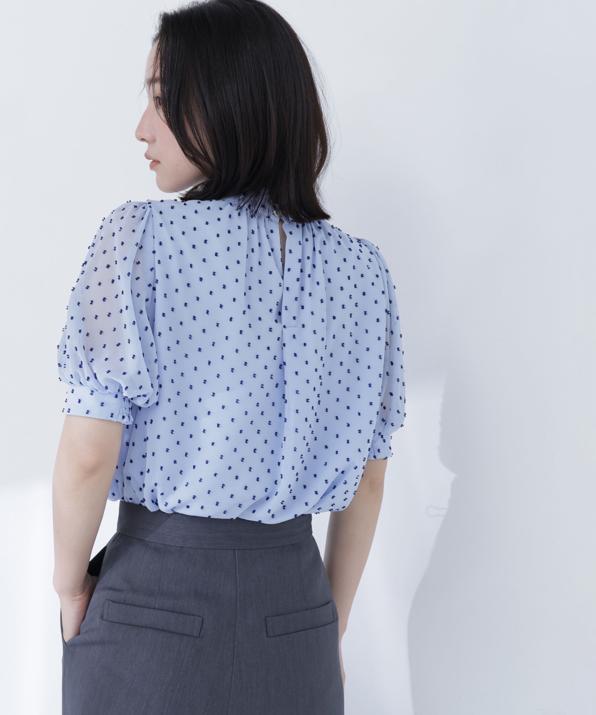 「カットドビーハイネックブラウス」|シャツ・ブラウス|