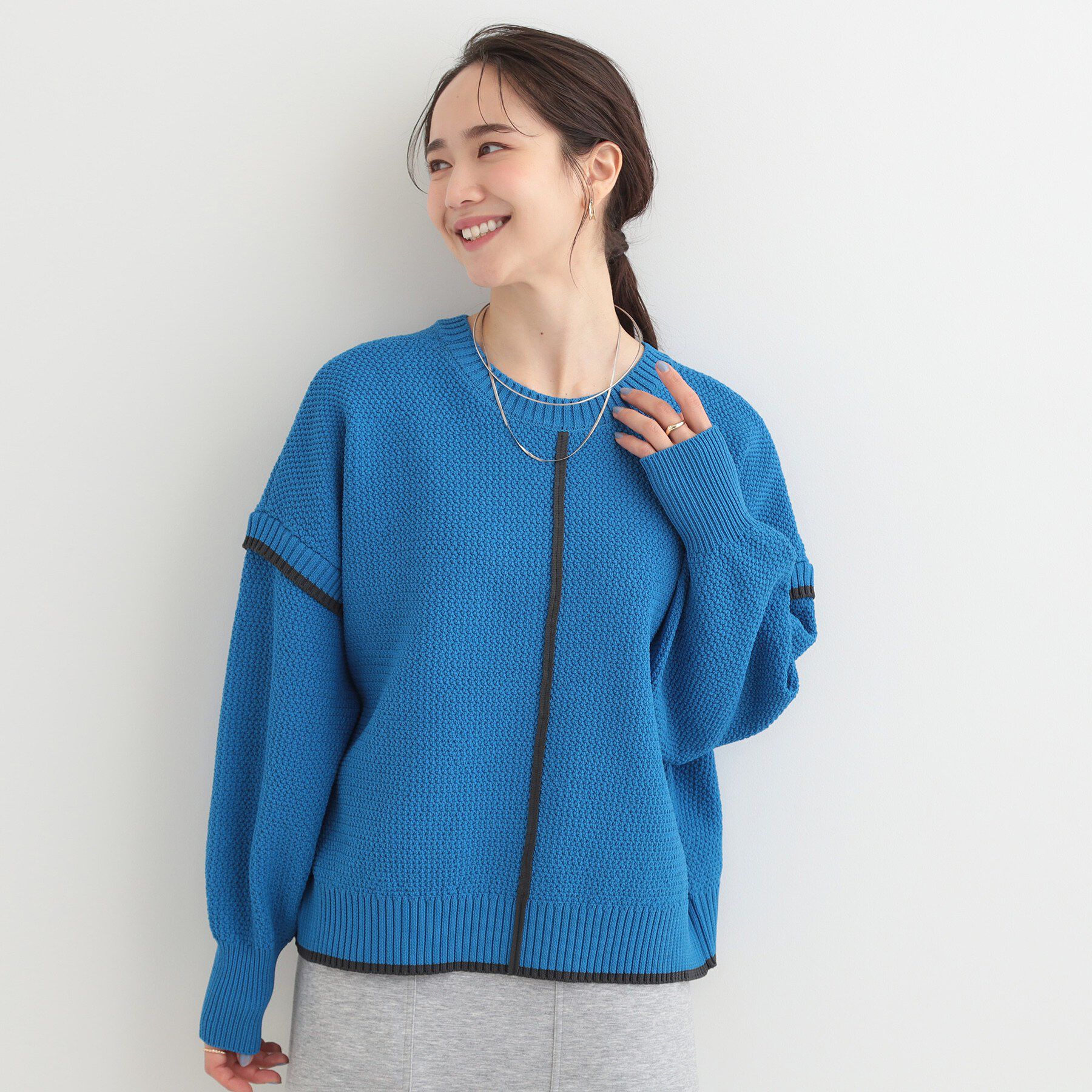 SHOO･LA･RUE「【前後2WAY/S-LL】体型カバーもこなれ見えも叶う　ふんわりお袖の配色パイピングニット」|ニット・セーター|