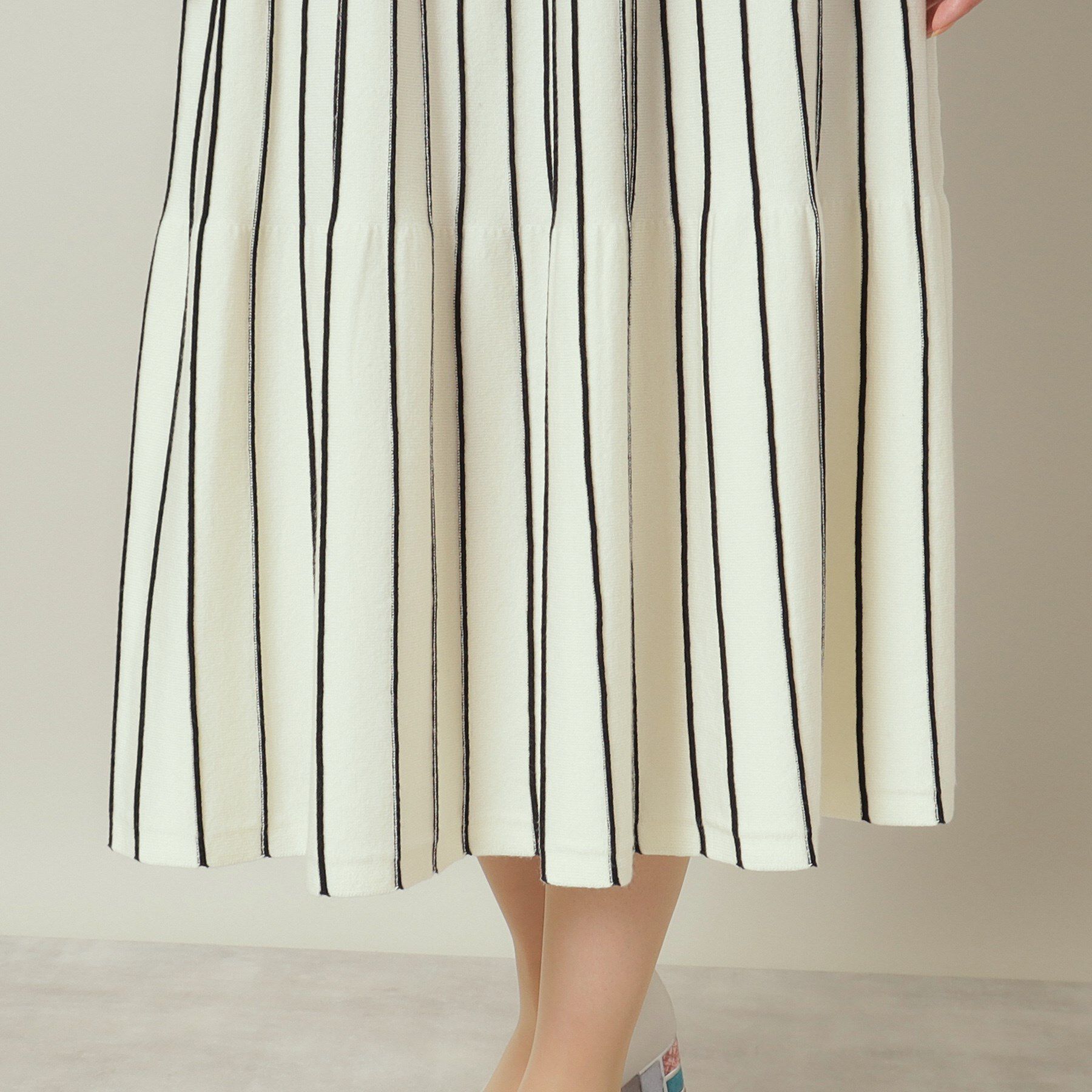 ITS&rsquo;DEMO「【通勤／手洗い可】Vネック&times;フレアスカートセットアップ」|スーツ|