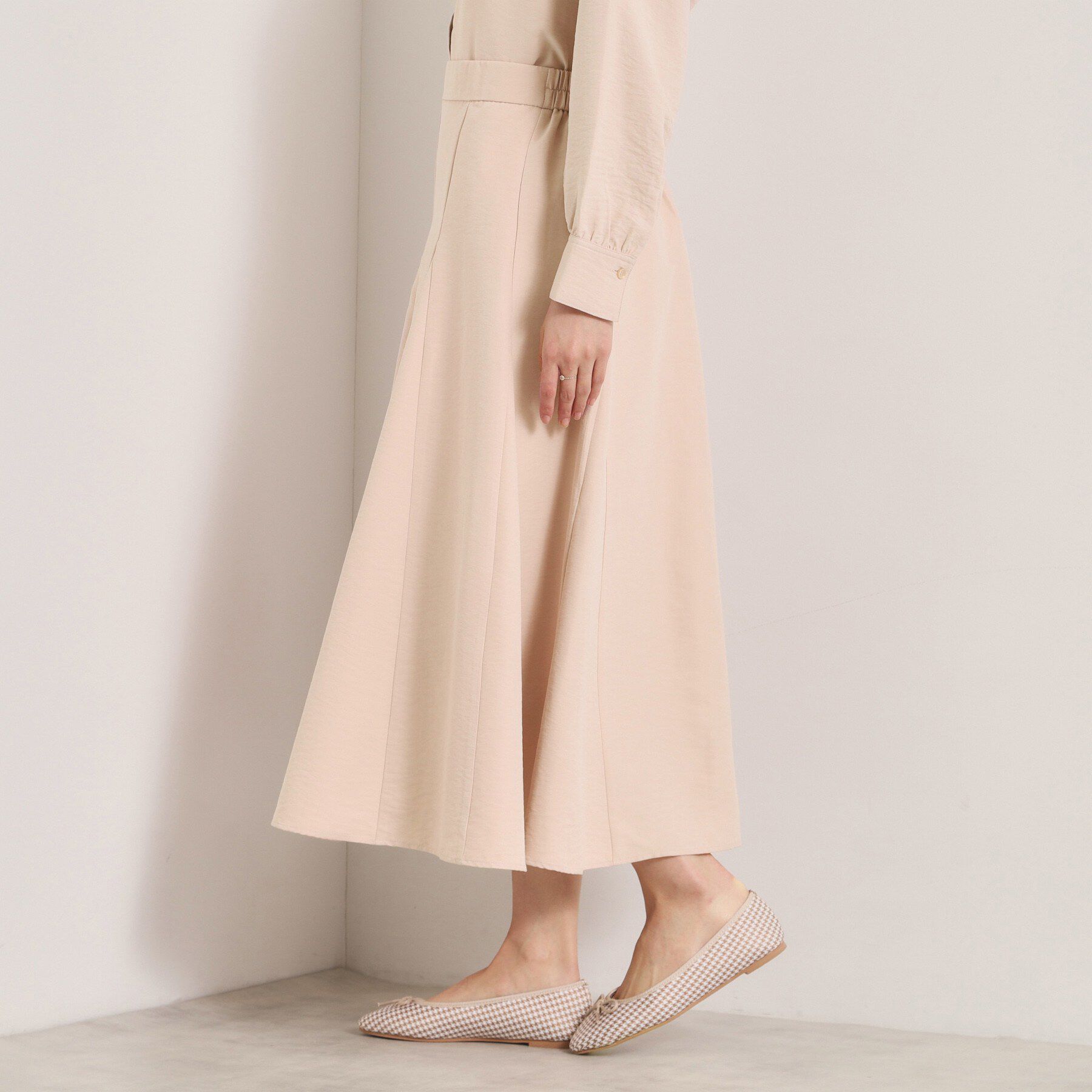 ITS&rsquo;DEMO「【手洗い可／セットアップ可】サテンピーチスカート」|スカート|