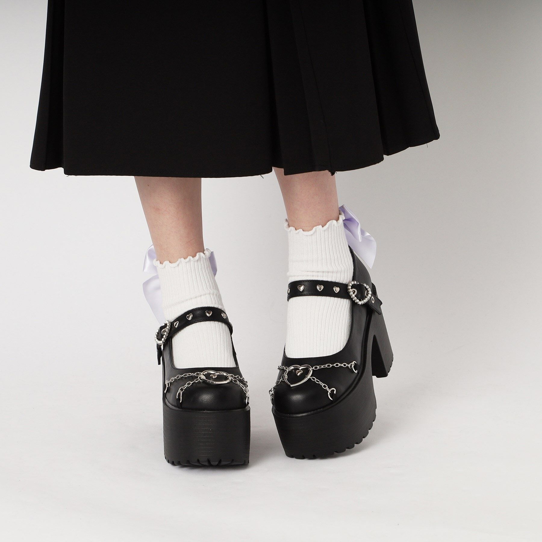 csT&P「厚底ハート付きチェーンパンプス 24SS」|パンプス|