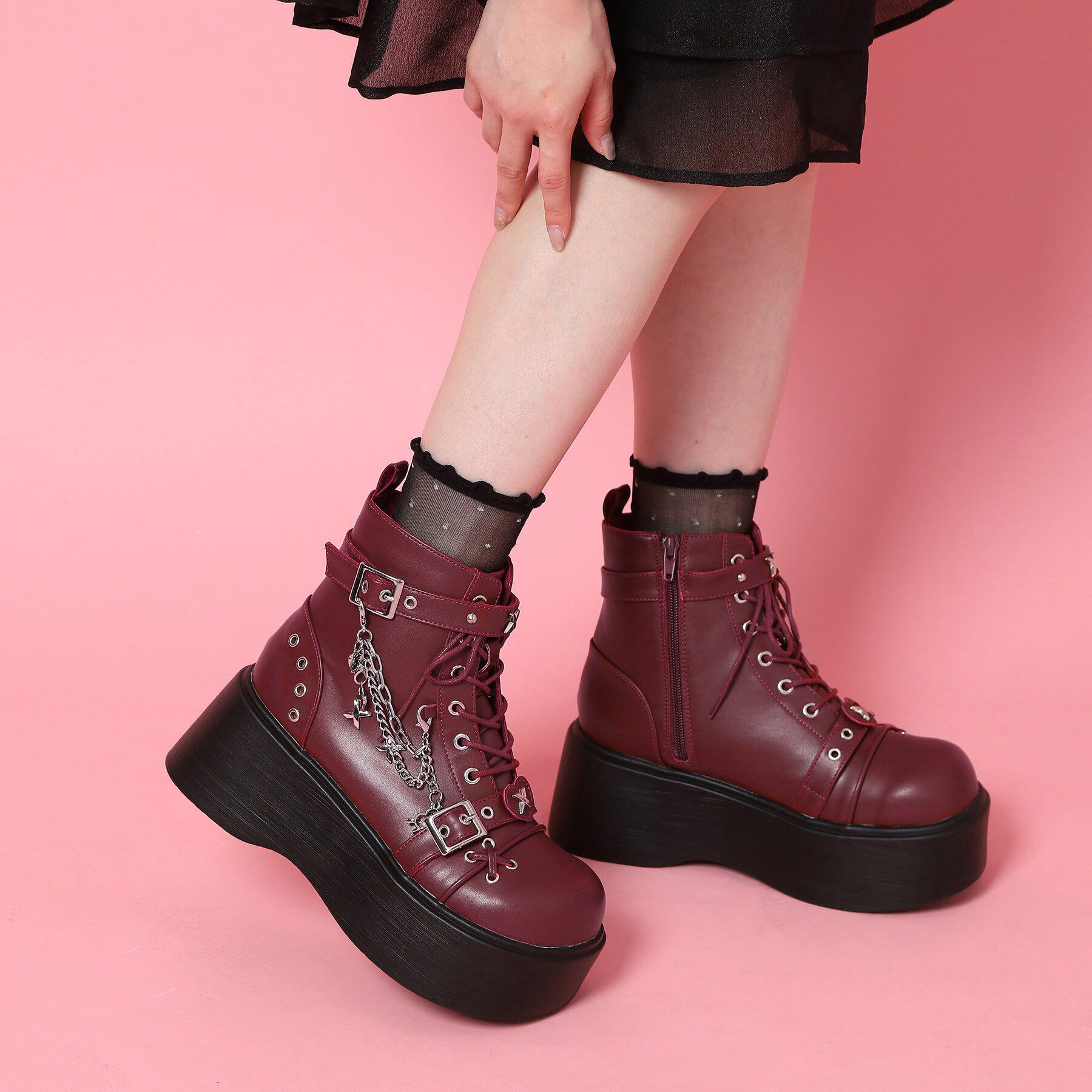 csT&P「厚底レースアップ地雷系闇病みかわブーツ」|ショートブーツ|レッド(062)