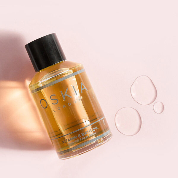  「OSKIA(オスキア) Vバスオイル 本体 (120mL)」|入浴剤・バスグッズ|