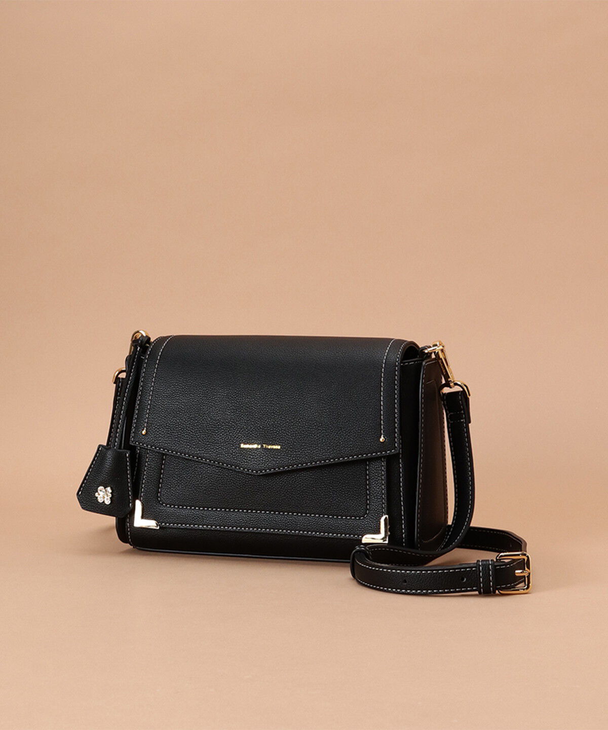 Samantha Thavasa「ビジューチャーム付き ショルダーバッグ」|ショルダー・メッセンジャー|ブラック