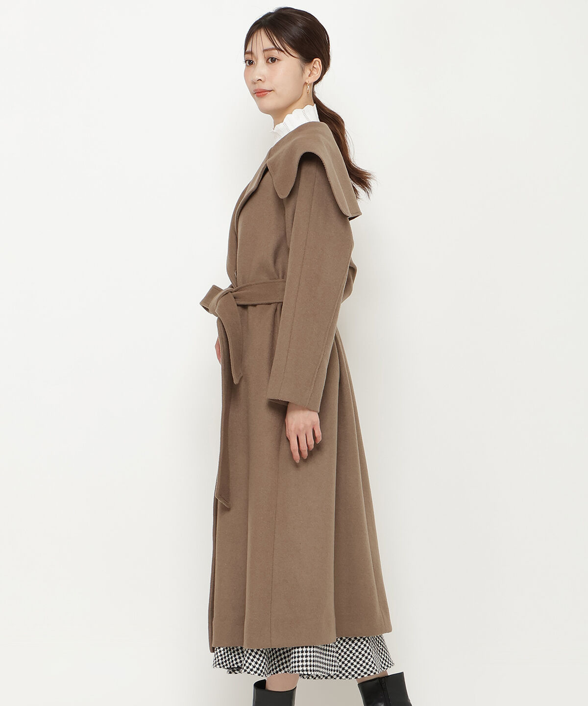 アンドクチュール「ケープカラーロングコート」|ダウン|