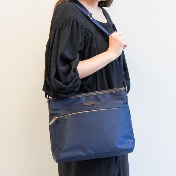 MACKINTOSH PHILOSOPHY「マッキントッシュ フィロソフィーアメリア2  ショルダーバッグ 68092」|ショルダー・メッセンジャー|ネイビー