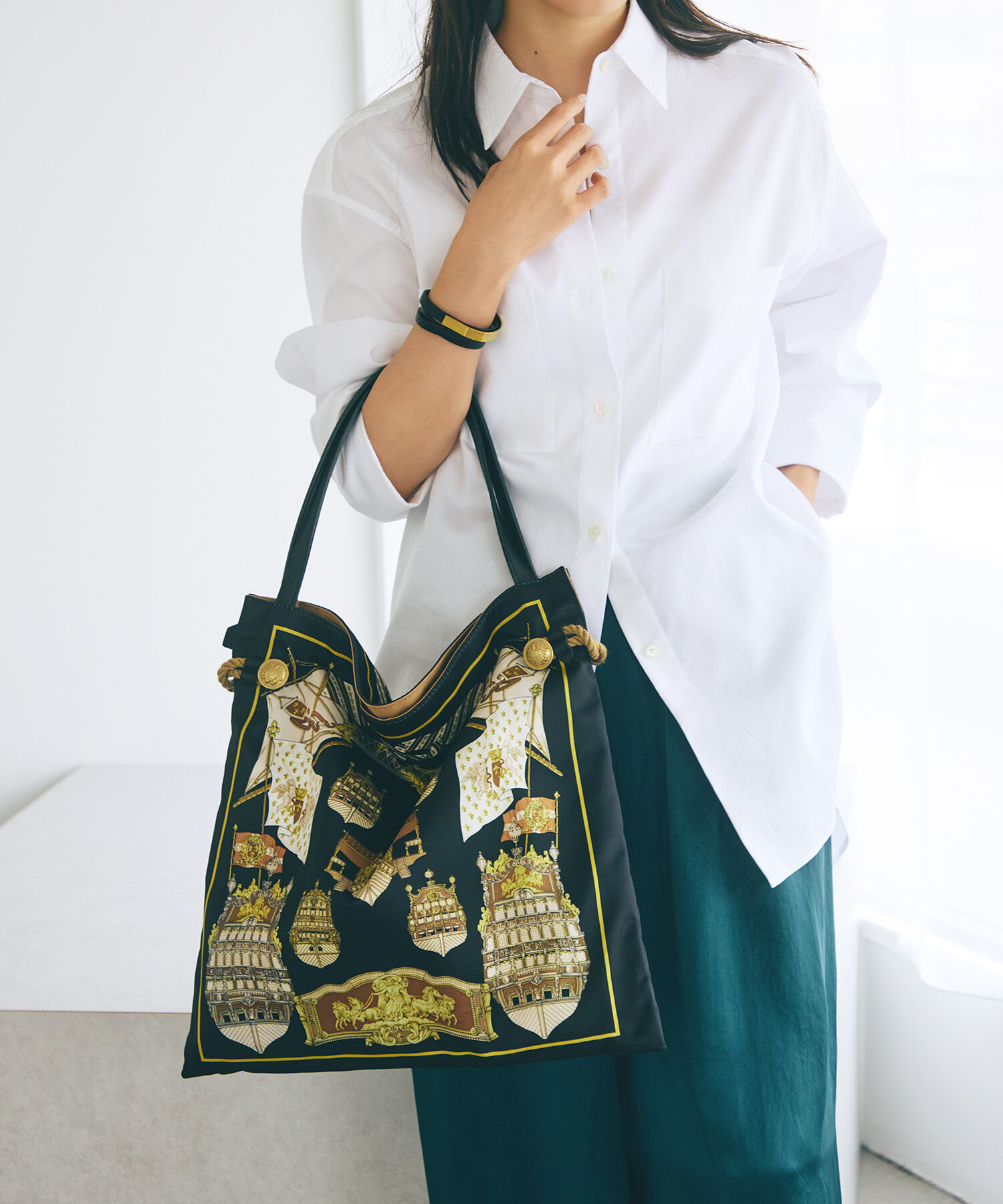 TOPKAPI BREATH「【TREASURE TOPKAPI】マイルドサテン スカーフ柄 トートバッグ」|トートバッグ|