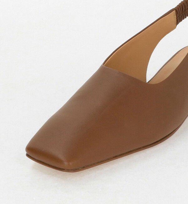 ODETTE E ODILE「スクエアディープバックベルト フラット20&uarr;」|パンプス|