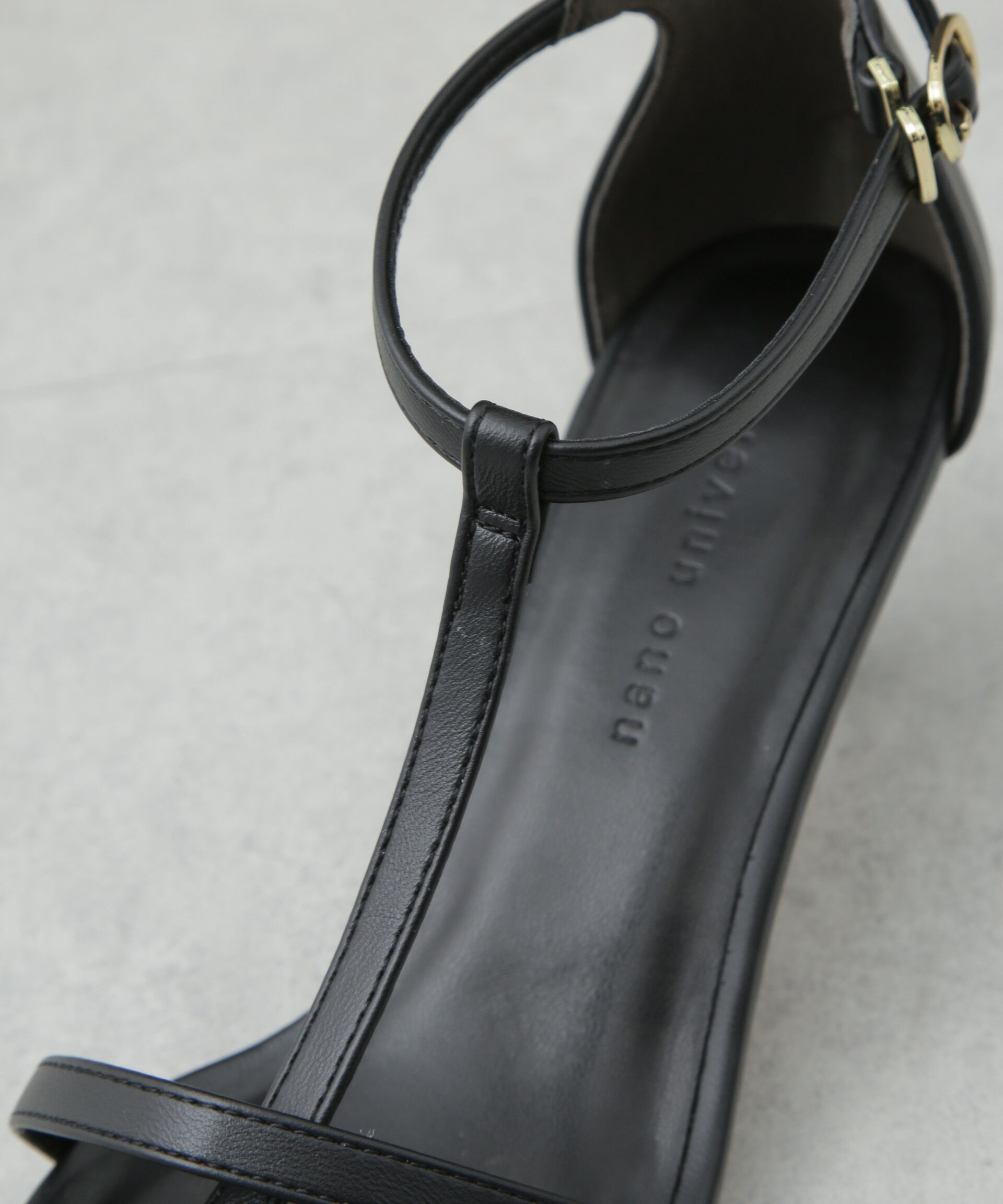 nano･universe「クロスストラップサンダル」|ビジネス・ドレスシューズ|