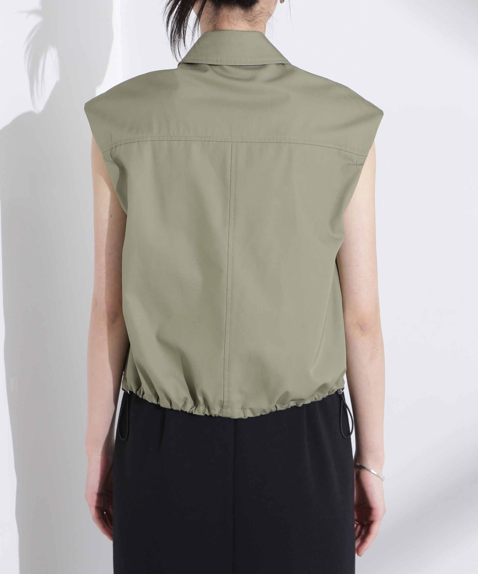 nano･universe「コンパクトギャバドロストジップベスト」|テーラードジャケット|