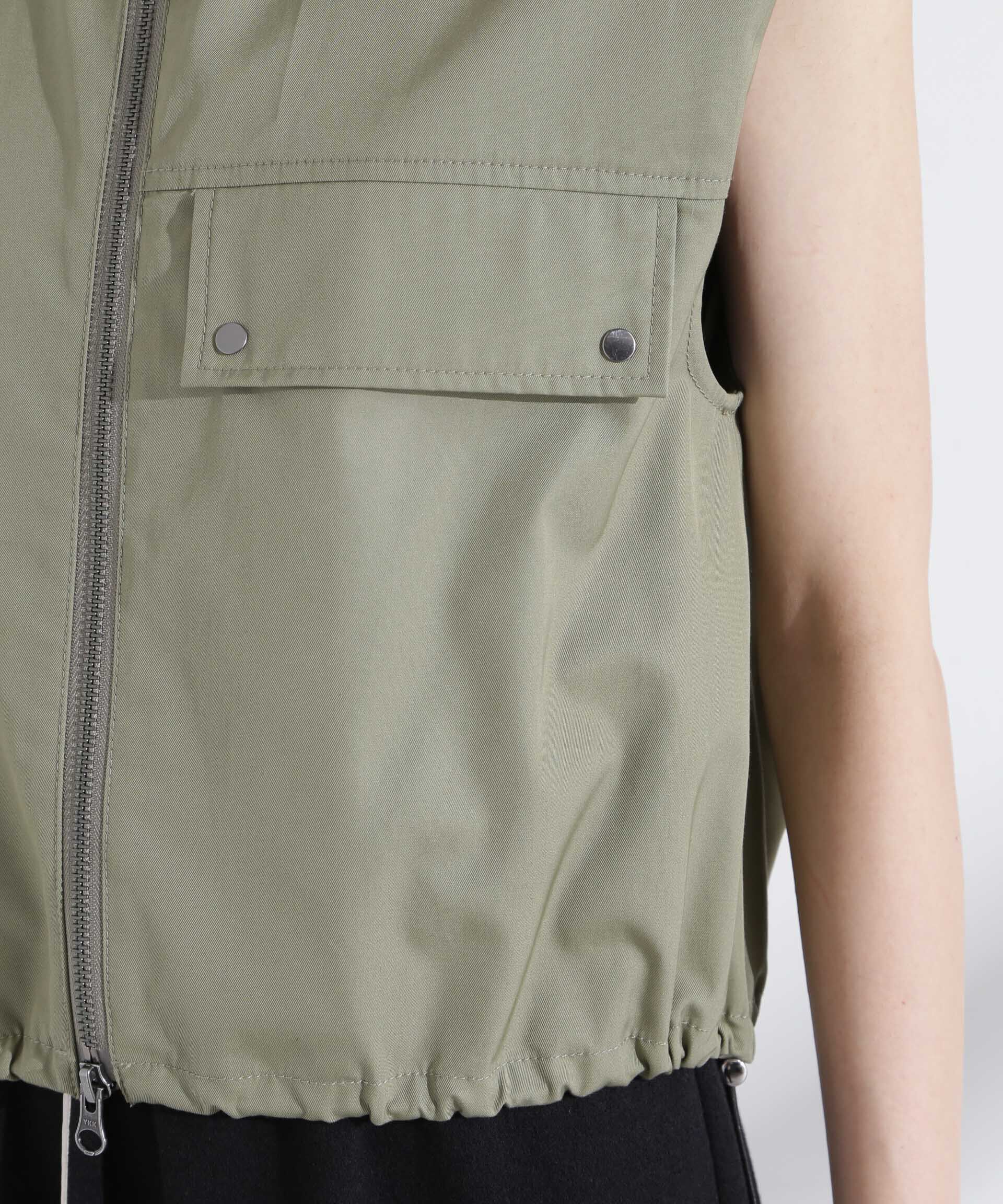 nano･universe「コンパクトギャバドロストジップベスト」|テーラードジャケット|