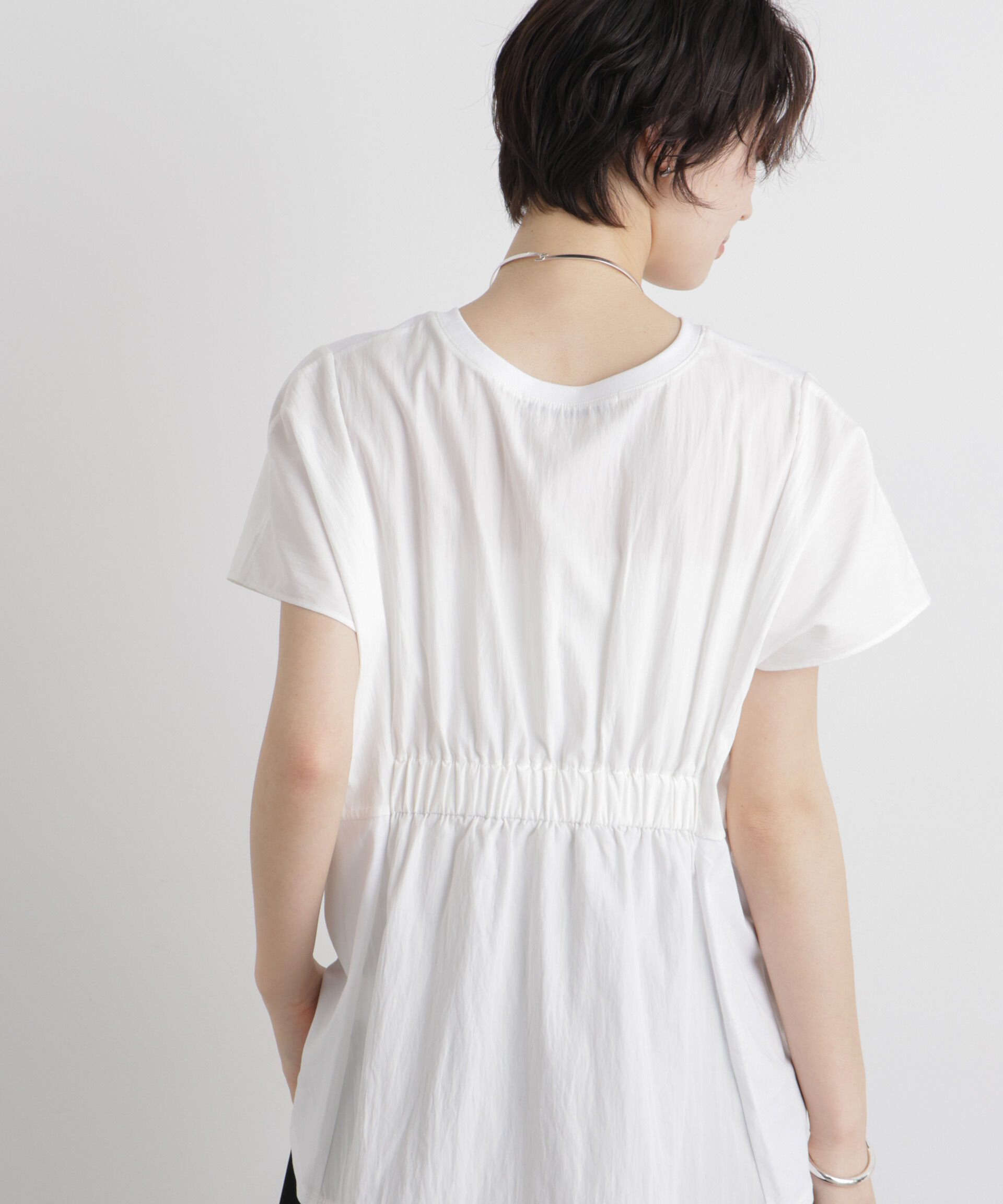 nano･universe「タフタコンビバックギャザーデザインカットトップス」|Tシャツ・カットソー|ホワイト