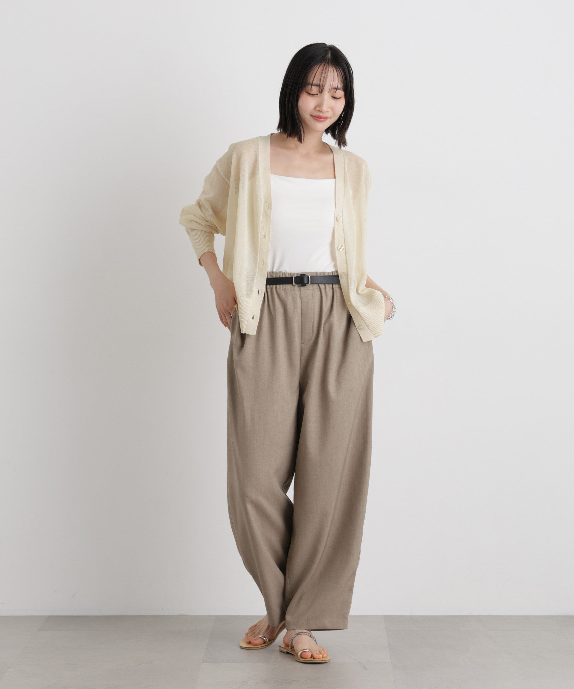 nano･universe「マシンウォッシャブルリネン混シアーニット Vネックカーディガン」|ニット・セーター|