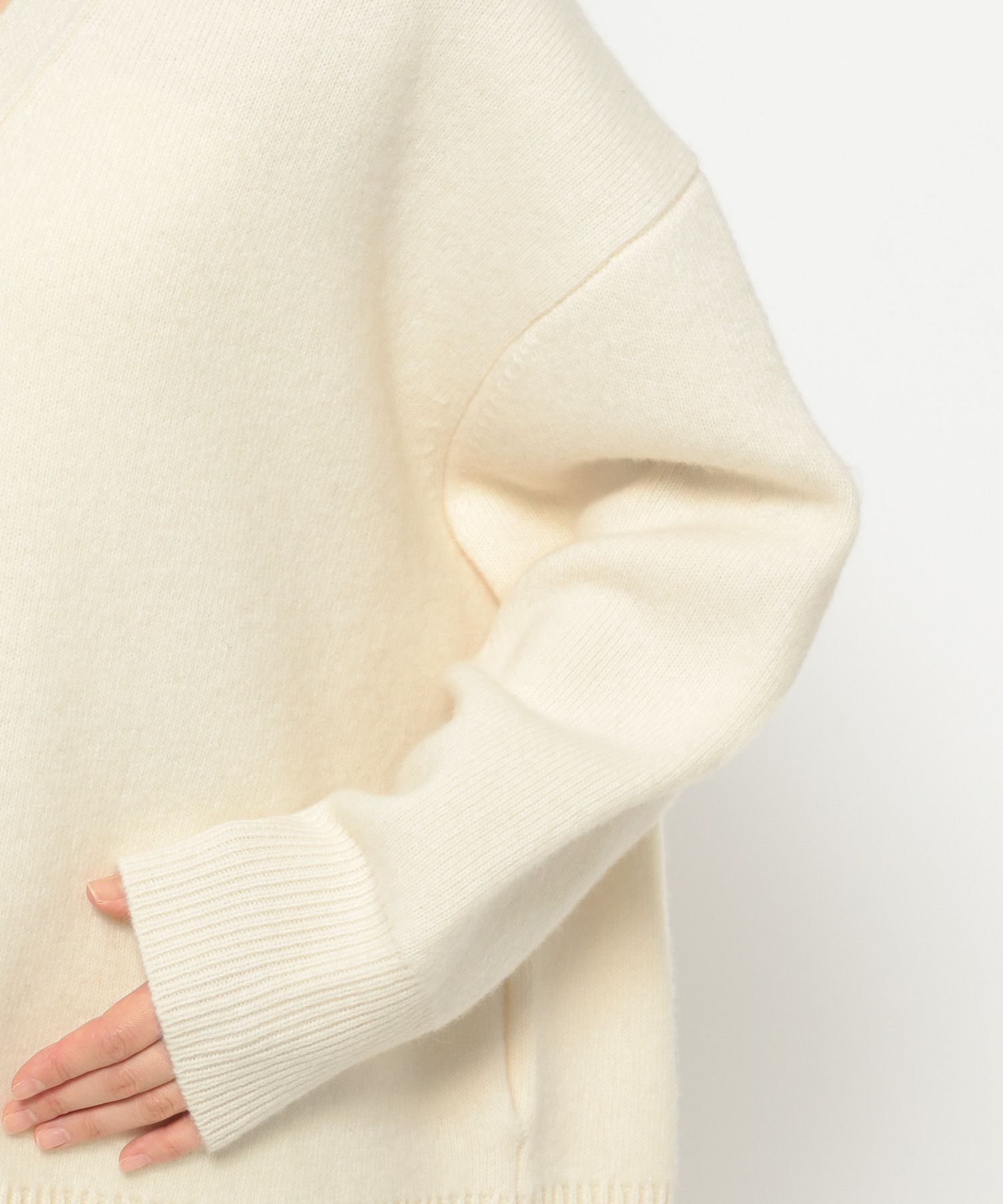 A part by 「カシミヤコンBIG Vネックカーディガン」|ニット・セーター|