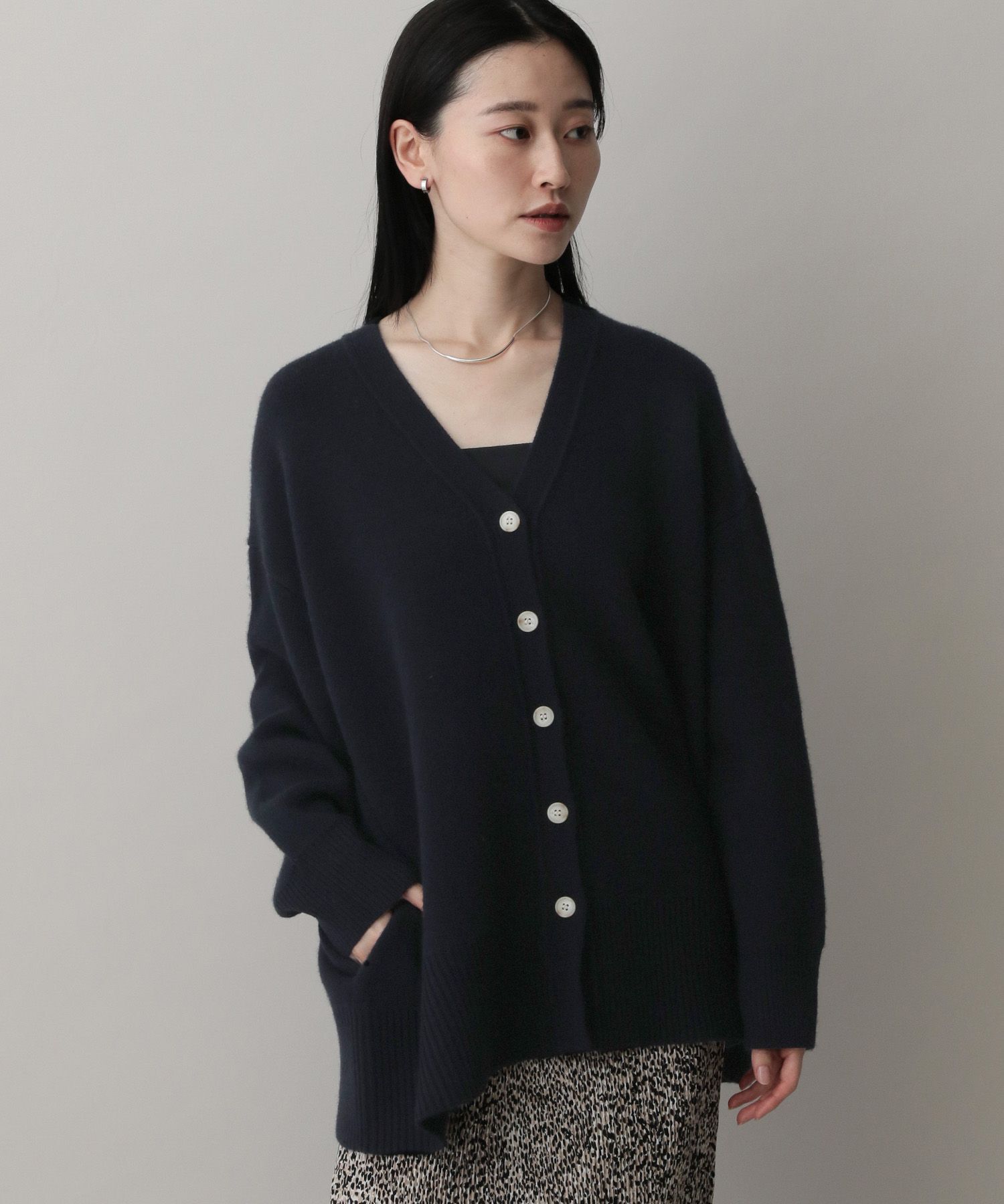 A part by 「カシミヤコンBIG Vネックカーディガン」|ニット・セーター|