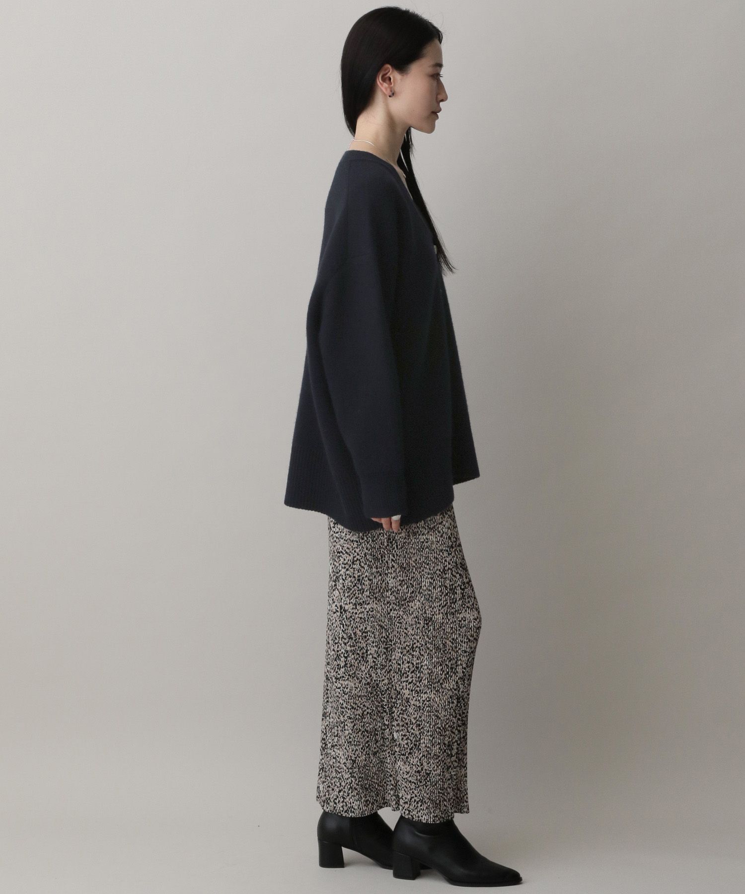 A part by 「カシミヤコンBIG Vネックカーディガン」|ニット・セーター|