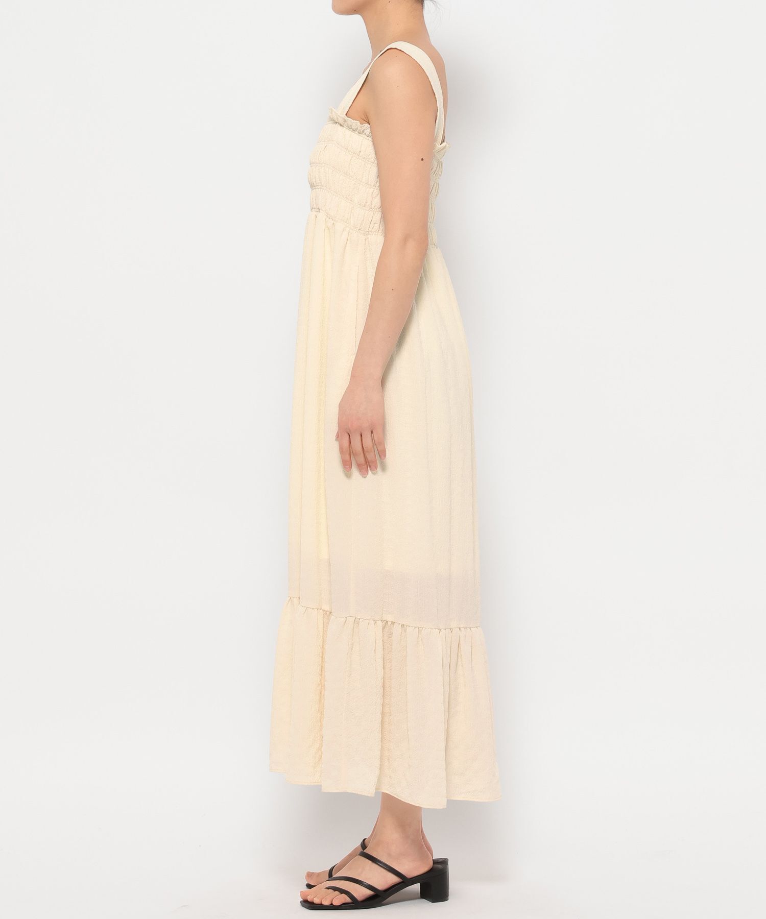 LOWRYS FARM「シャーリングワンピース」|ワンピース|