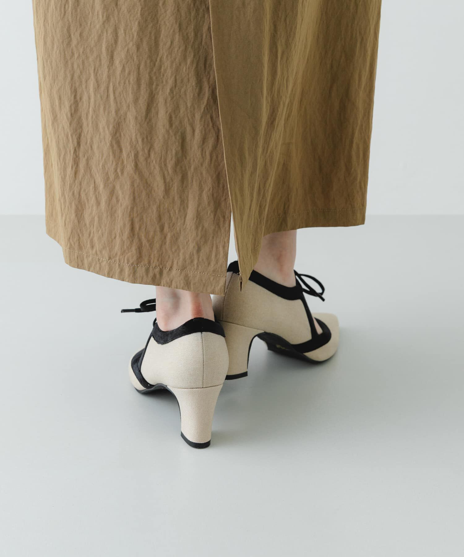 RODE SKO「『MADE IN JAPAN』チャンキーヒールリボンパンプス」|パンプス|