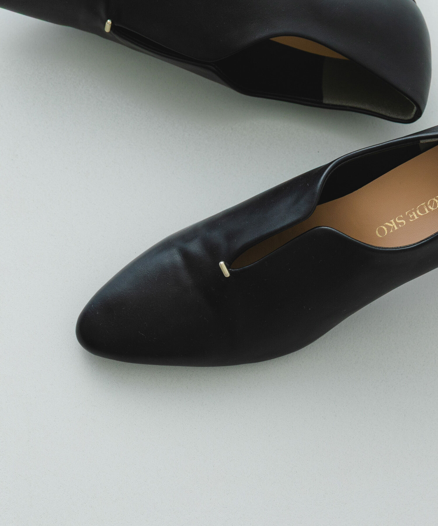 RODE SKO「プチメタルスリットパンプス」|パンプス|