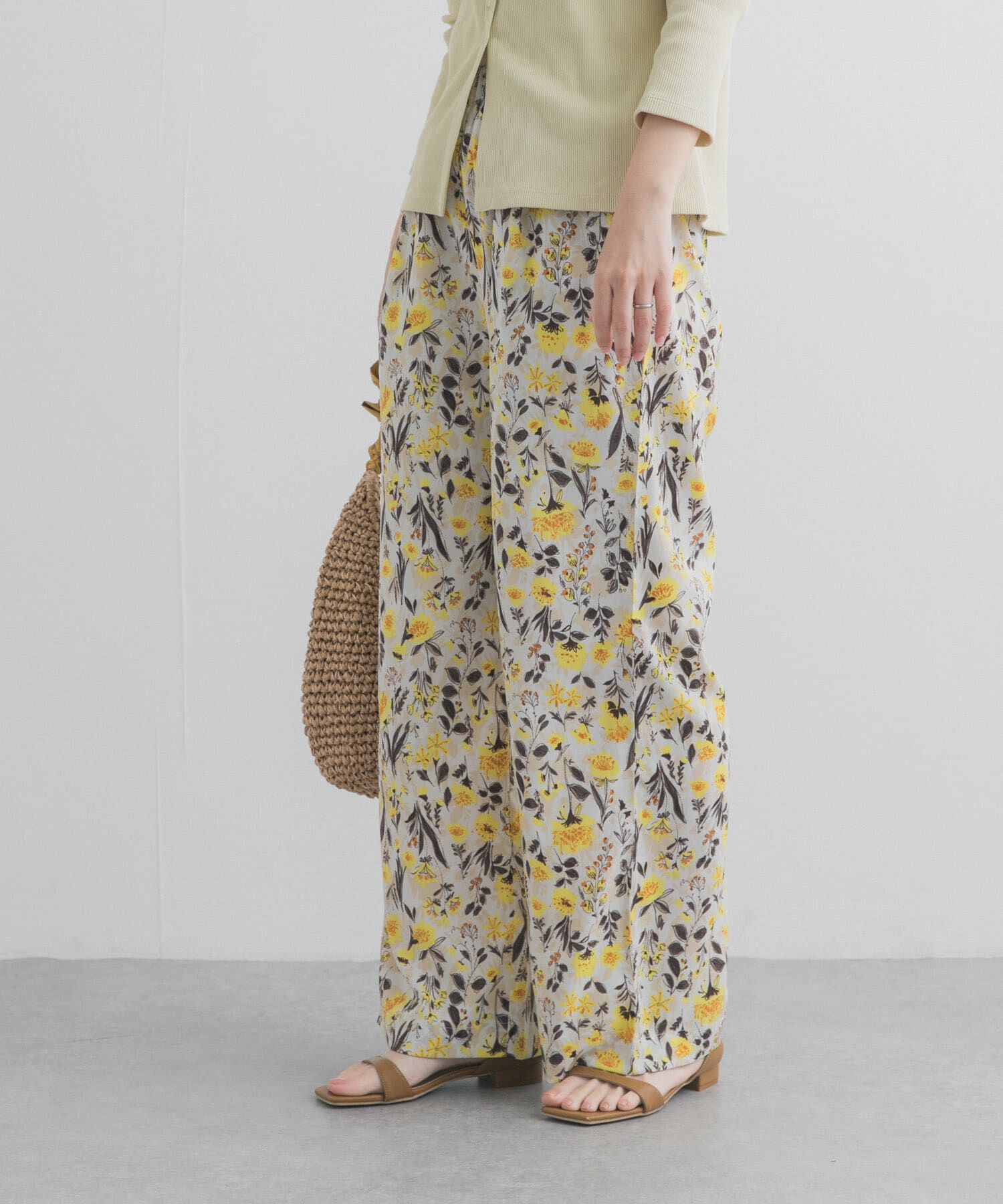 URBAN RESEARCH DOORS「『WEB/一部店舗限定カラー』フラワープリントイージーパンツ」|その他|