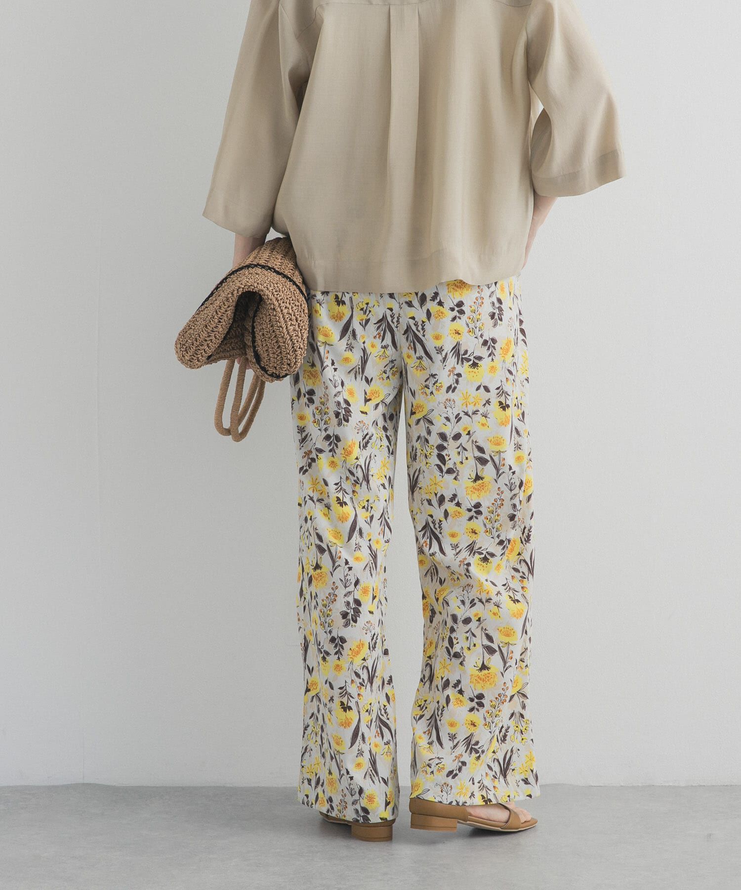 URBAN RESEARCH DOORS「『WEB/一部店舗限定カラー』フラワープリントイージーパンツ」|その他|